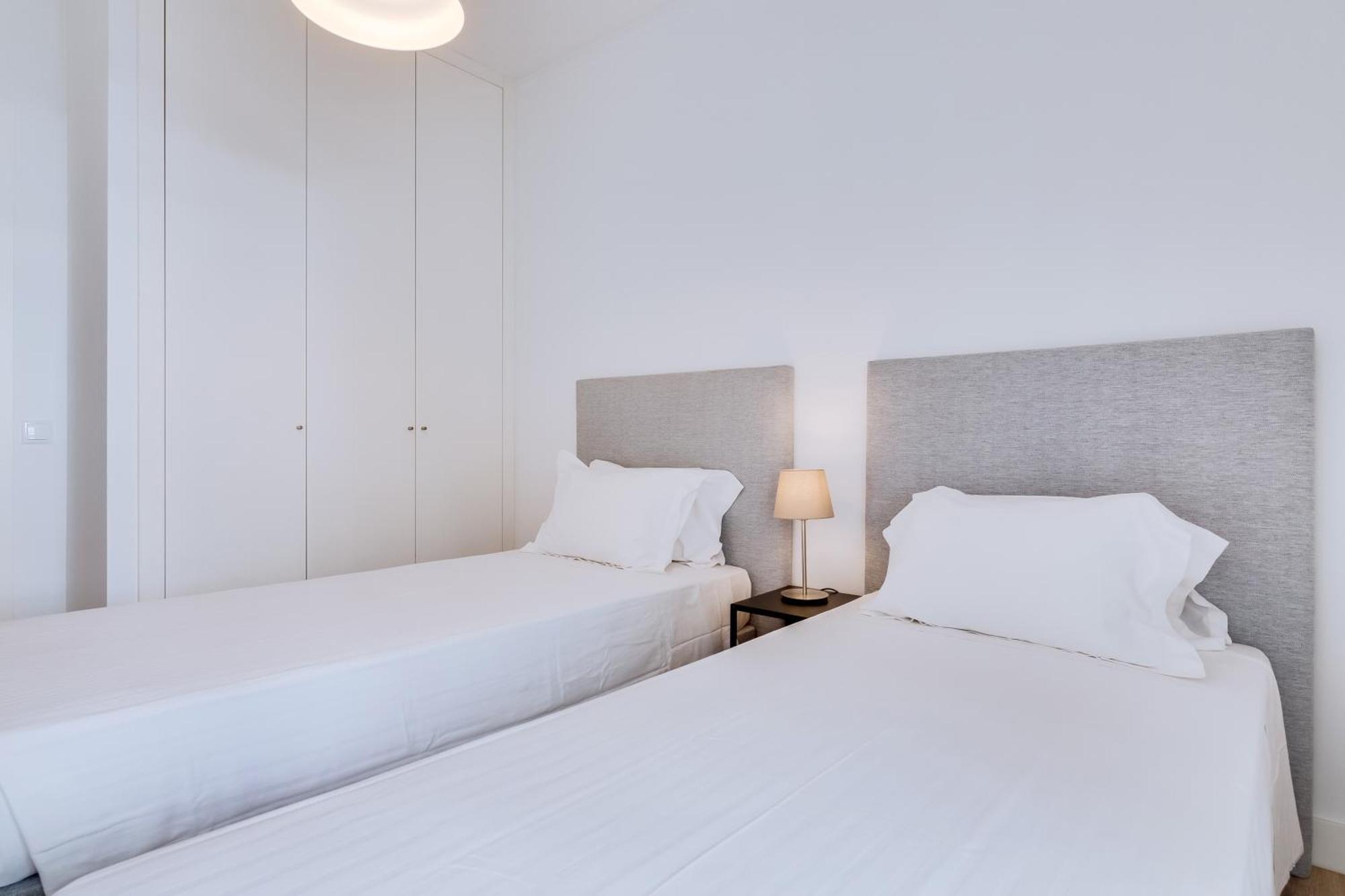 Al - Apartamento Egas Moniz Картейра Экстерьер фото