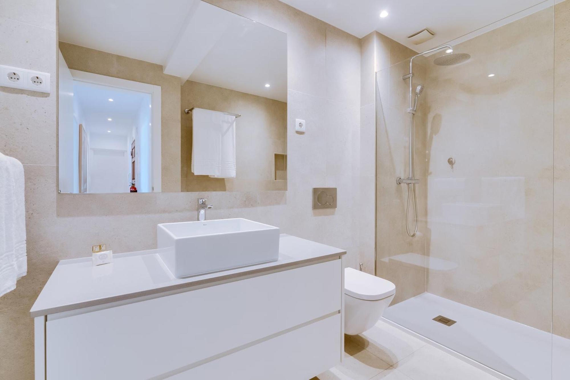 Al - Apartamento Egas Moniz Картейра Экстерьер фото