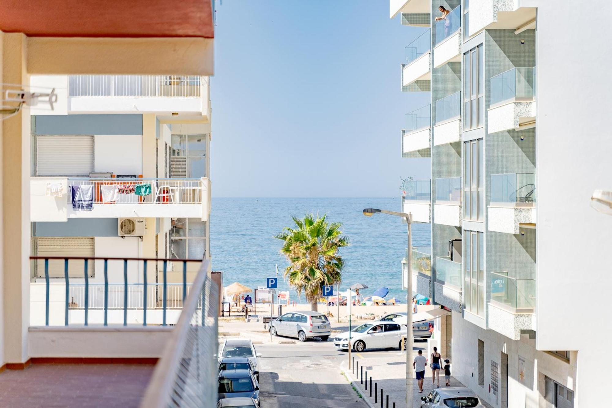 Al - Apartamento Egas Moniz Картейра Экстерьер фото