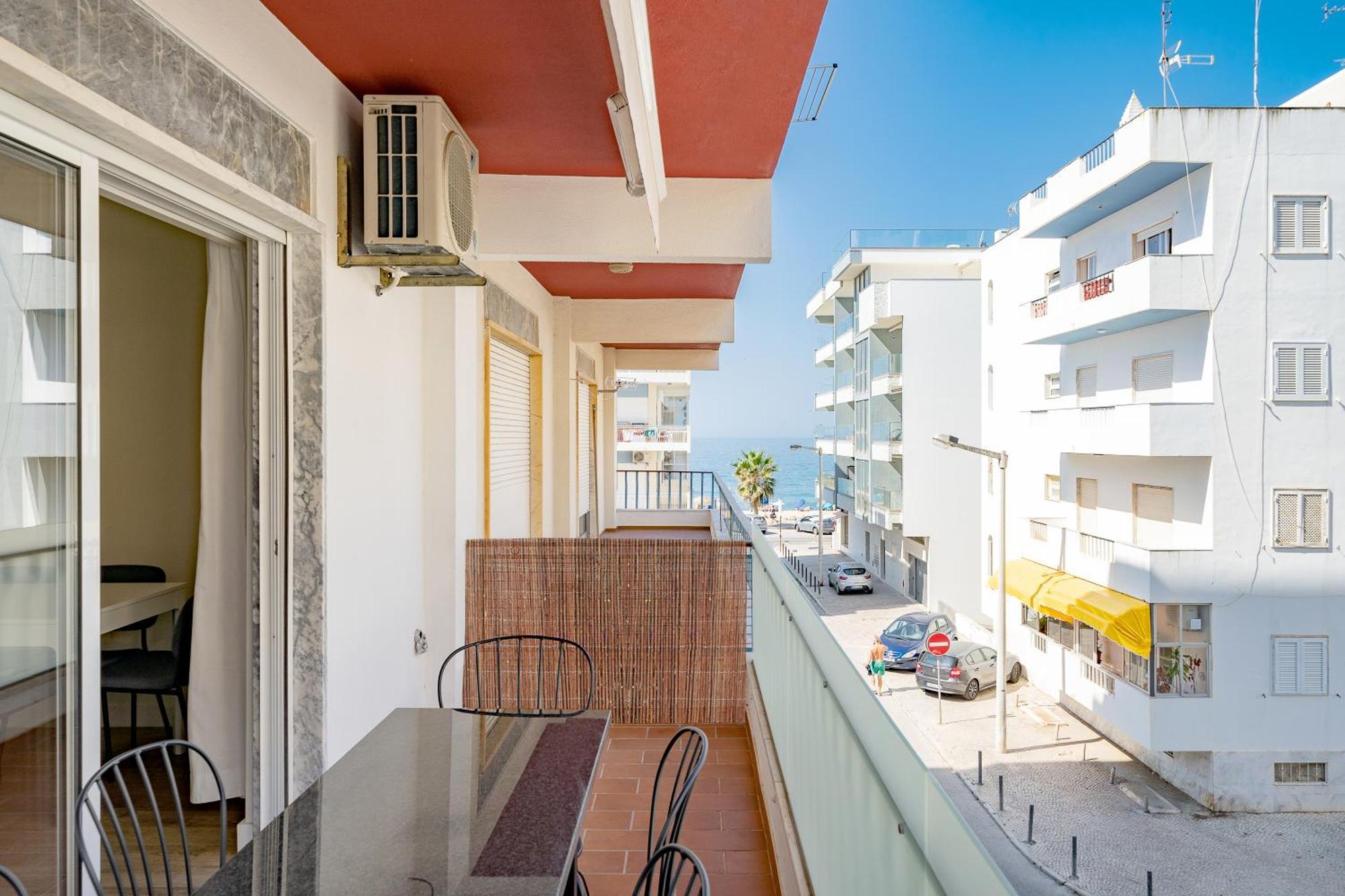 Al - Apartamento Egas Moniz Картейра Экстерьер фото